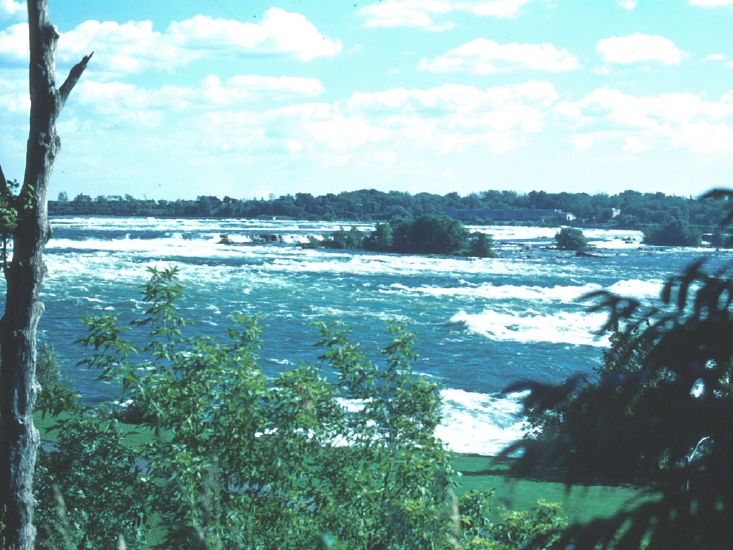  Niagara river